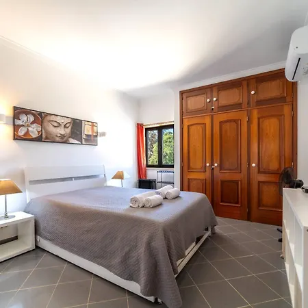 Garnero By Hellovacations Διαμέρισμα Αλμπουφέιρα