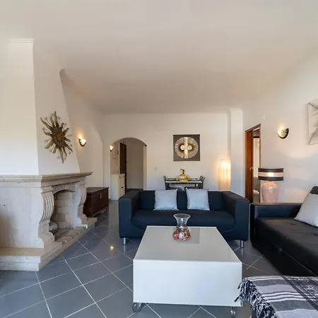 Garnero By Hellovacations *