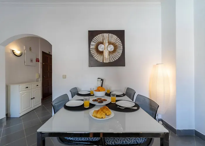 Garnero By Hellovacations Διαμέρισμα Αλμπουφέιρα